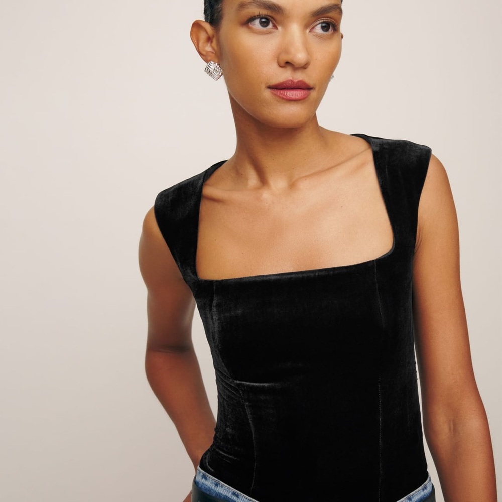 Reformation Diandra Velvet Top